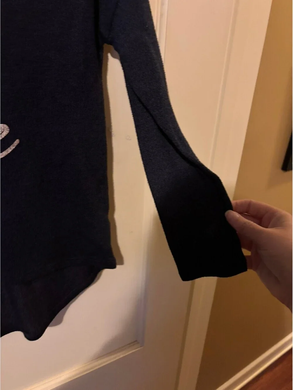 Old Navy Navy Blue 'Born to Shine' Long Sleeve Sweater Size M